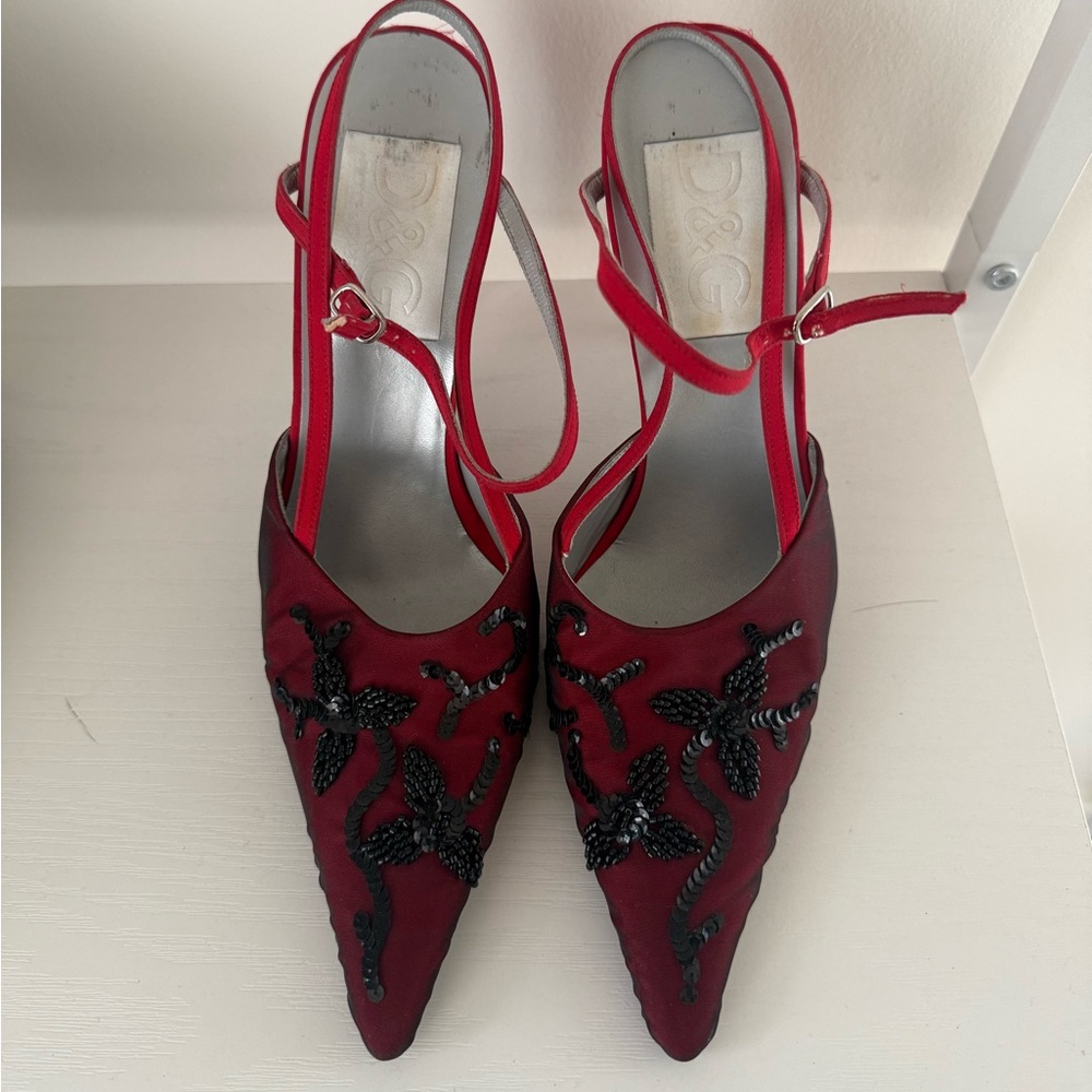 Dolce & Gabbana slingback heels ❤️